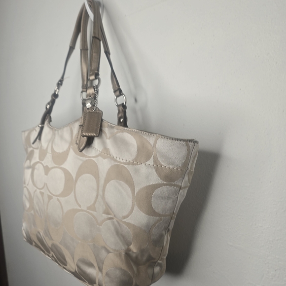 Coach Kahaki Tan Jacquard Signature Satchel Purse F16175 - Picture 4 of 11